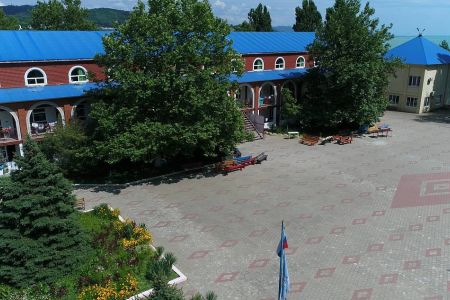 Детский санаторно-оздоровительный лагерь "Морская волна" пгт. Джубга