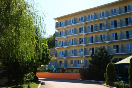 Детский санаторно-оздоровительный лагерь "Морская волна" пгт. Джубга